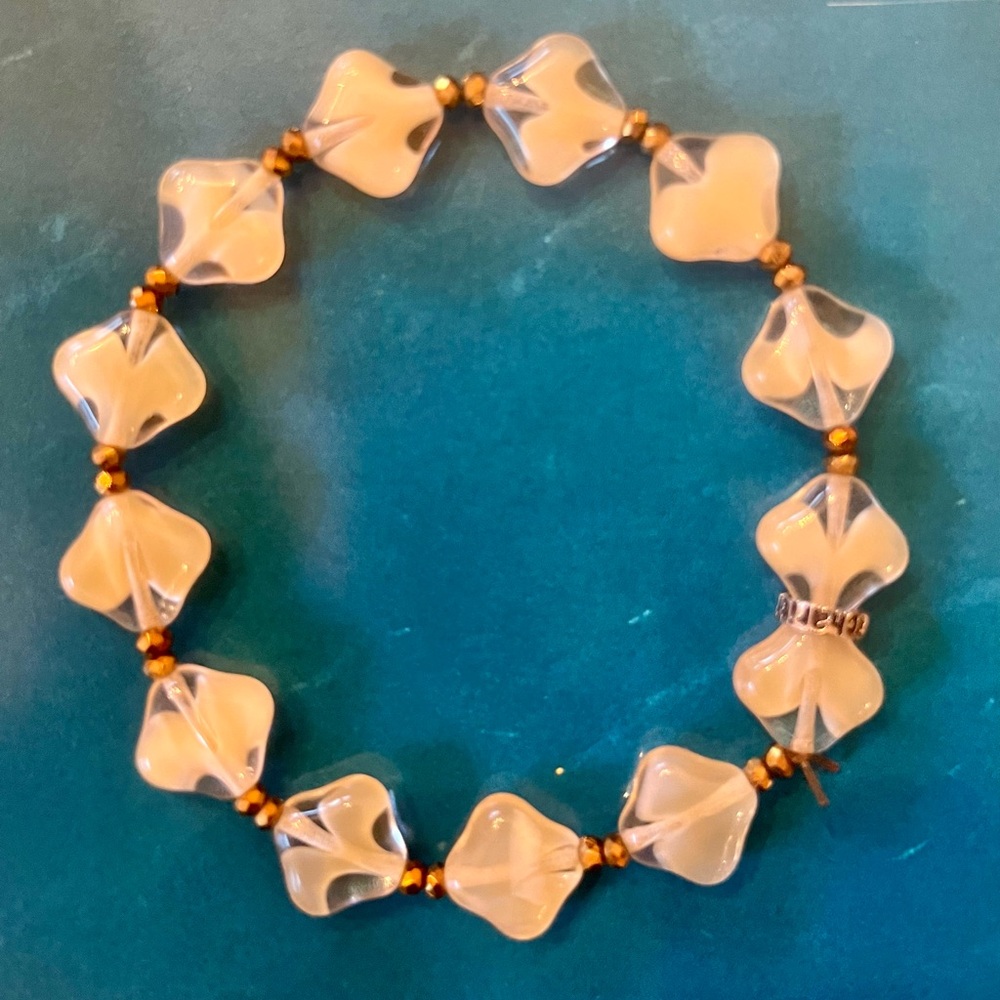 Chavez for Charity beaded stretch bracelet
